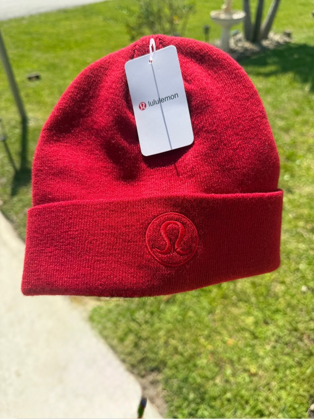 LULULEMON athletica Red Ribbed Knit Beanie - Picture 8 of 12